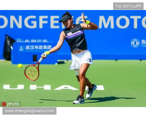 网球赛场虽迟但到 王雅繁首轮胜利迎来突破