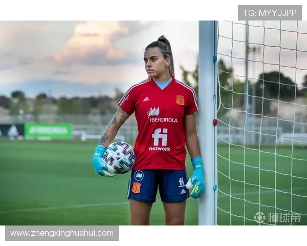 克劳奇分享家庭趣事：为妻子选礼物无能女儿因女足热爱足球